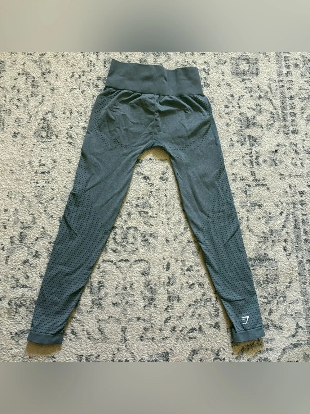 Gymshark panels active top